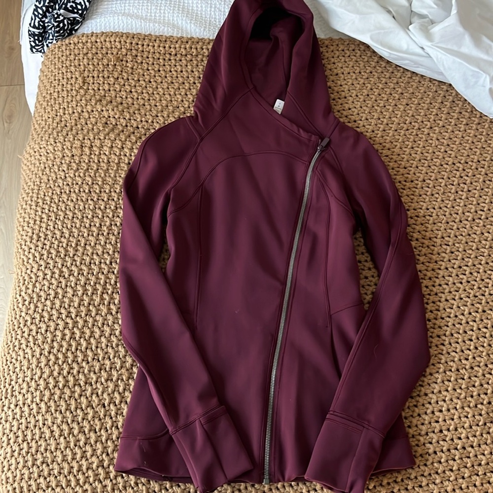 Lululemon define jacket- Excellent condition, no pilling. Barely worn
